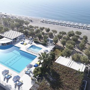 Kouros Seasight Hotel